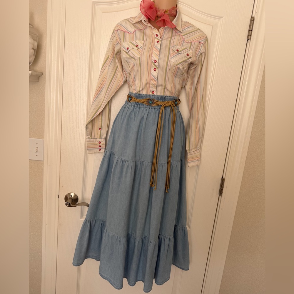 Tronjori Light Blue Chambray Denim Tiered Ankle Maxi Western Prairie Skirt, M - Picture 12 of 13